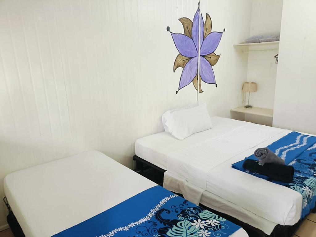 Room 8 Triple Room with A/C